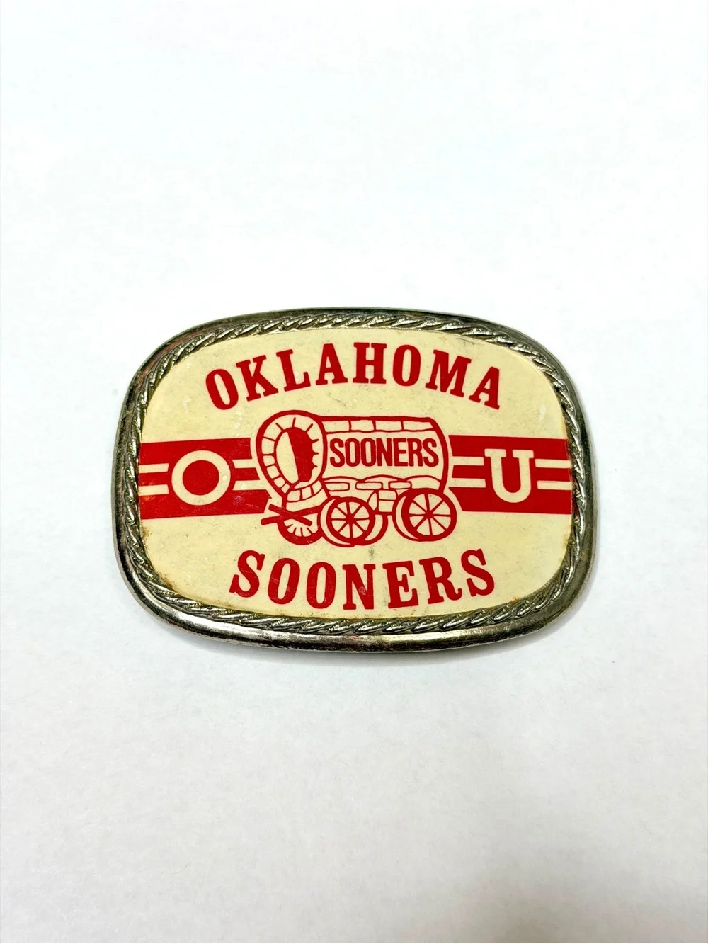 Oklahoma Sooners Vintage 1978 Enamel/Nickel Belt Buckle - Cream & Red